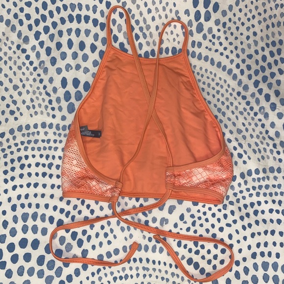 Aerie tie dye/mesh bikini top. - Picture 5 of 6